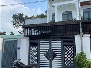 Cho thuê nhà 4 phòng ngủ gần ubnd phú lợi, tp thủ dầu một gần ubnd phú lợi ngã tư lê hồng phong