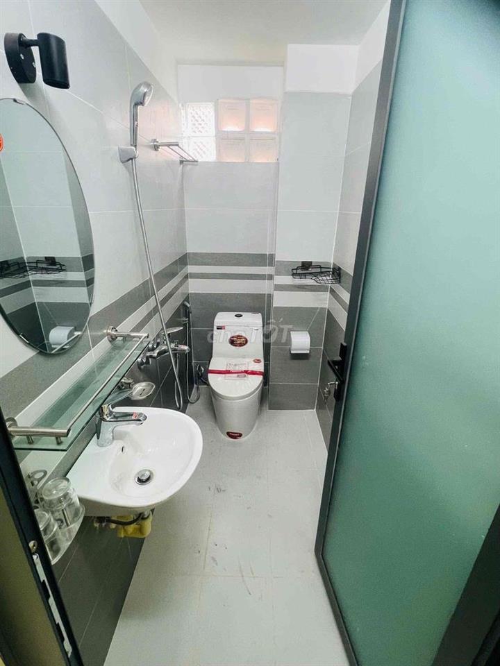 Chính chủ bán nhà mặt tiền đường 28, Nguyễn xiển, gần Vinhome grandpar