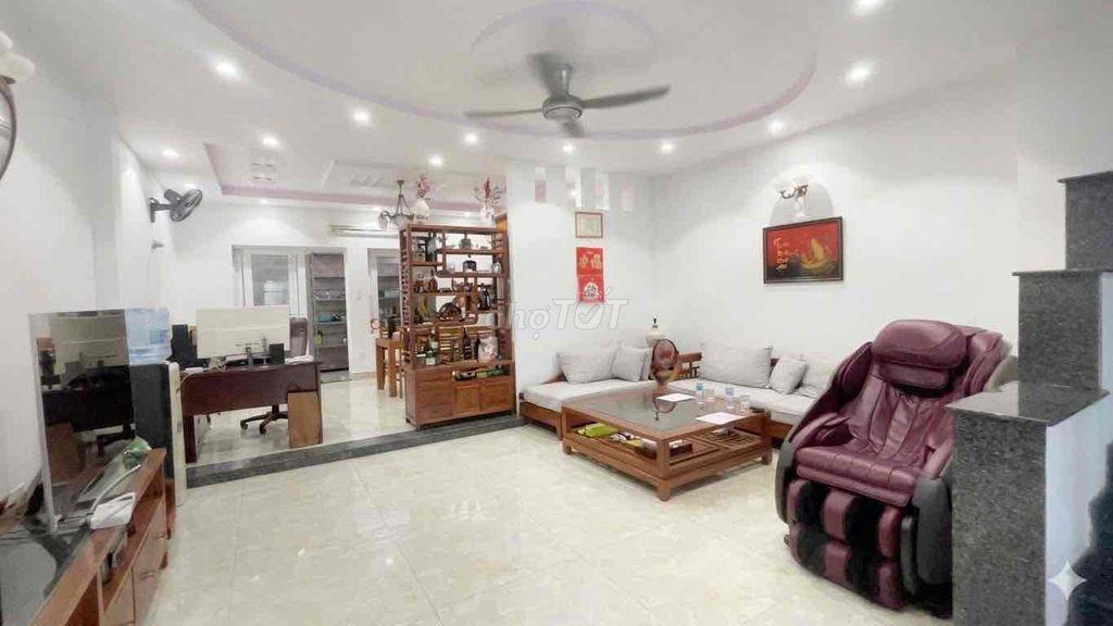 CHO THUÊ NHÀ PHỐ 4 TẦNG KDC NAM LONG ĐỖ XUÂN HỢP Q9