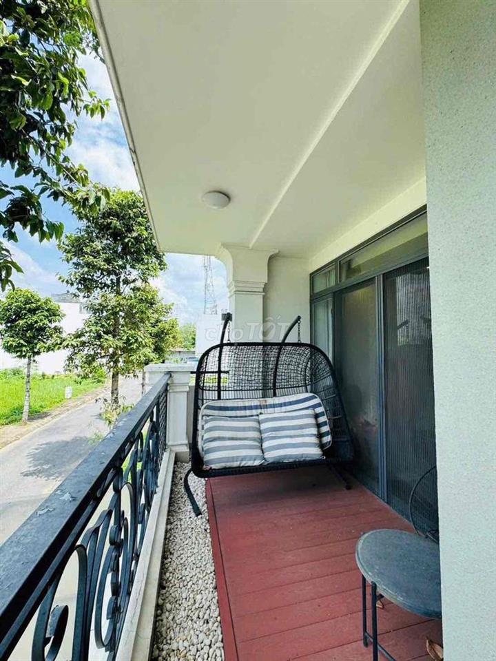 CG- CHO THUÊ BIỆT THỰ VALORA NAM PHAN ĐỐI DIỆN GLOBALCITY CÓ THANG MÁY
