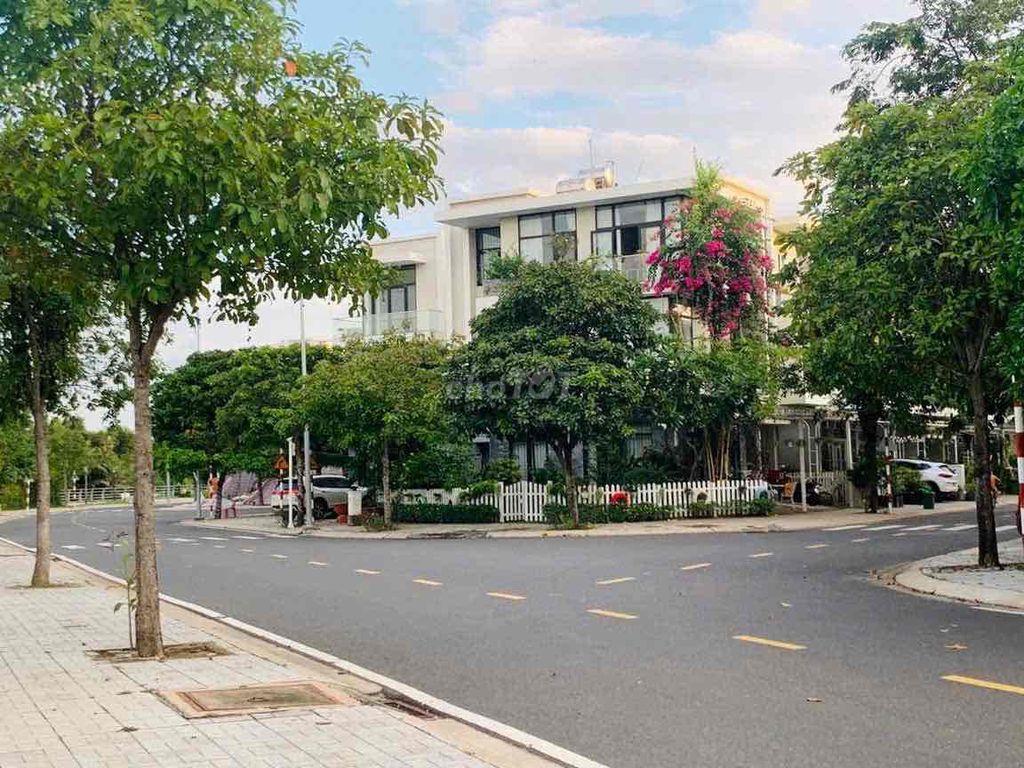 CHO THUÊ BIỆT THỰ SÂN VƯỜN GÓC 2MT VIEW SÔNG, GIA HÒA, PLB Q9