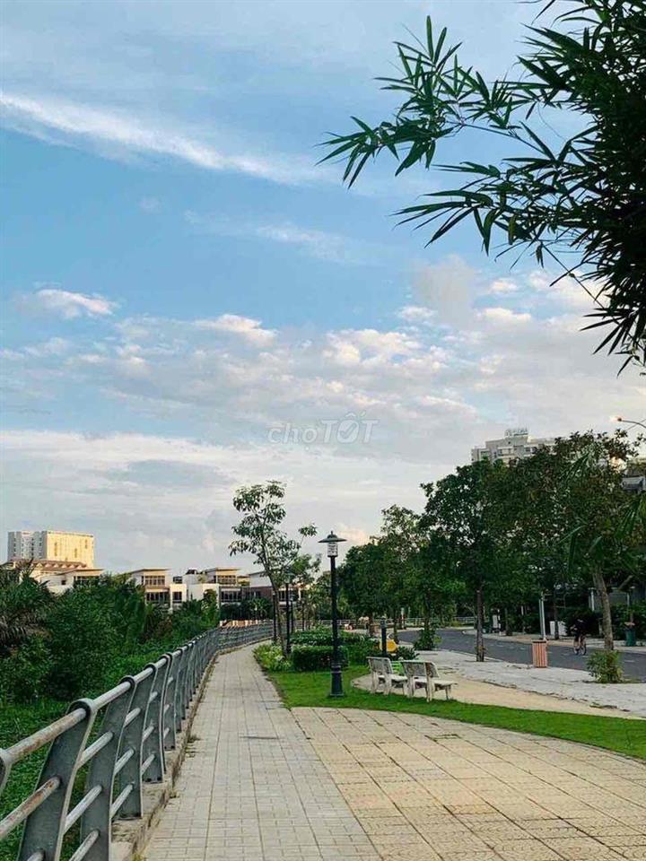 CHO THUÊ BIỆT THỰ SÂN VƯỜN GÓC 2MT VIEW SÔNG, GIA HÒA, PLB Q9
