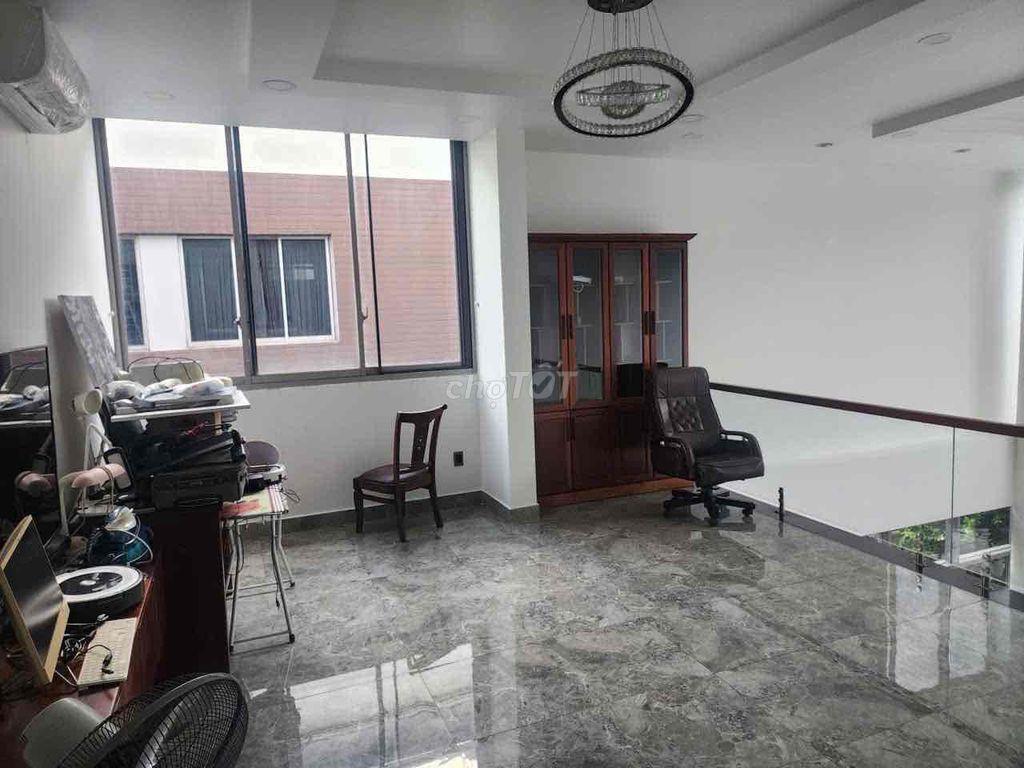 CHO THUÊ BIỆT THỰ GẦN 500m2 KHU COMPOUND LIÊN PHƯỜNG