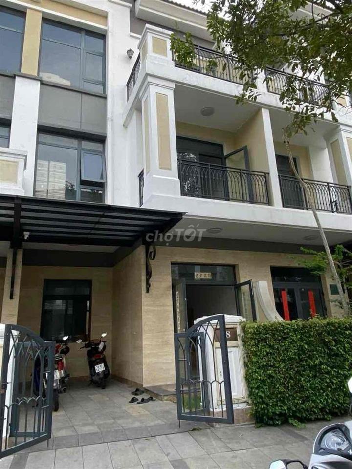 CHO THUÊ NHÀ PHỐ LÀM VĂN PHÒNG KDC LIÊN PHƯỜNG GIÁ 13,5tr