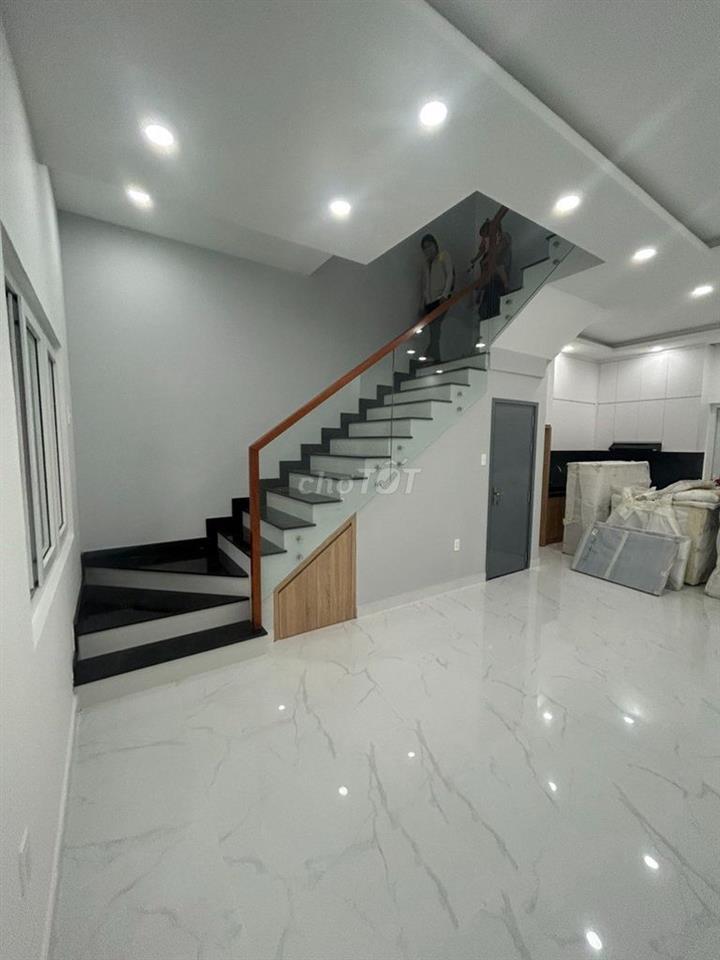CHO THUÊ NHÀ RIOVISTA 4PN DƯƠNG ĐÌNH HỒI, PHƯỚC LONG B, QUẬN 9 C