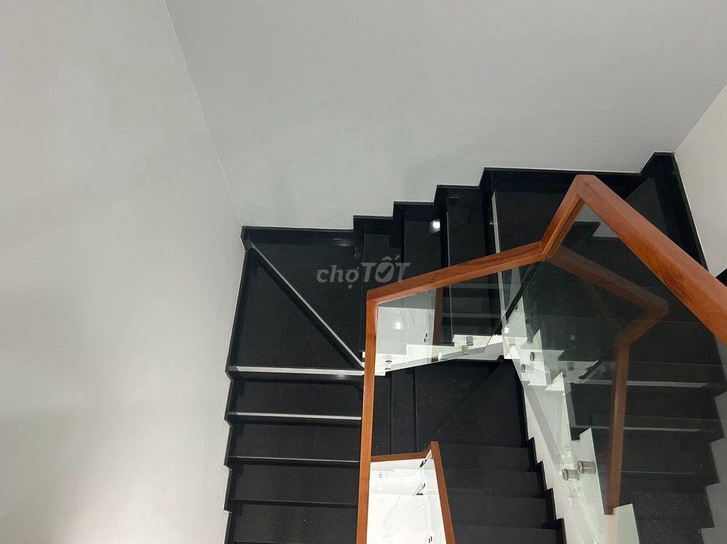 CHO THUÊ NHÀ RIOVISTA 4PN DƯƠNG ĐÌNH HỒI, PHƯỚC LONG B, QUẬN 9 C