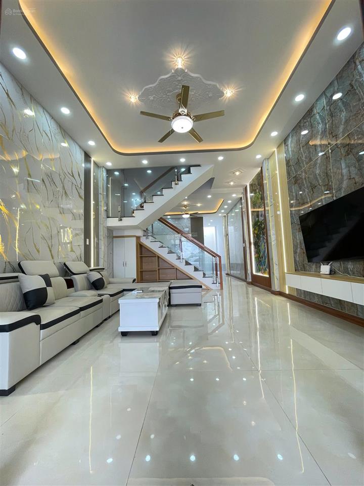 Bán nhà 1 trệt, 1 lầu, sổ hồng riêng công