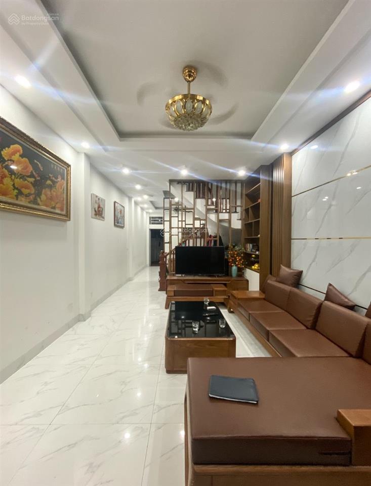 Chính chủ tôi bấn gấp nhà vương thừa vũ  44m2 x 5t, mặt tiền 4,1 m2 giá 10,480 tỷ  phân lô