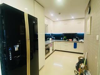 Chủ nhà hạ chào sập giá căn góc 3 ngủ 127m hoà bình green city,chỉ còn 9.6 tỷ, 0972 811 ***