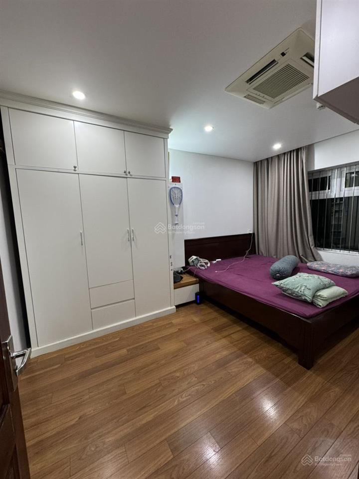 Hạ giá sốc chủ nhà cần tiền bán căn 3 ngủ 108m2 hoà bình green city,giá 8.2 tỷ. 0972 811 ***