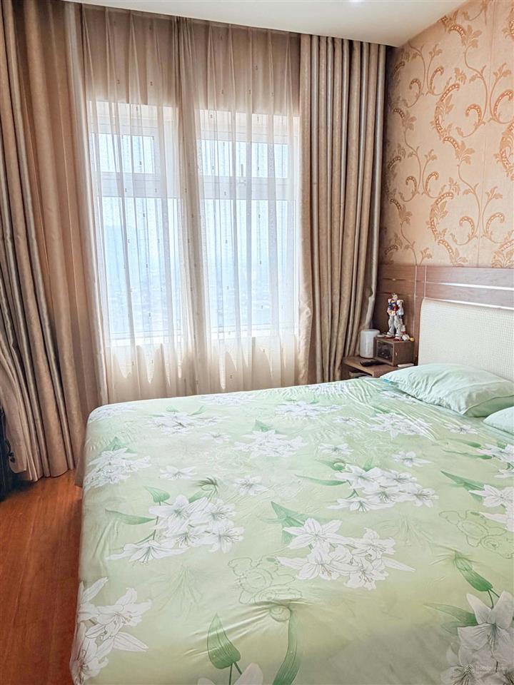 Hot hiếm bán căn 3 ngủ 116m view trực diện sông hồng hoà bình green city,giá 8.7 tỷ bp.0972 811 ***