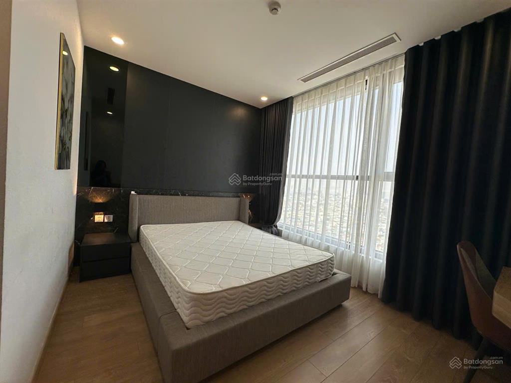 Giá cực tốt tại hinode sẵn slot ô tô chính chủ bán căn 2 ngủ 76m toà s1 giá 8.1 tỷ. 0972 811 ***