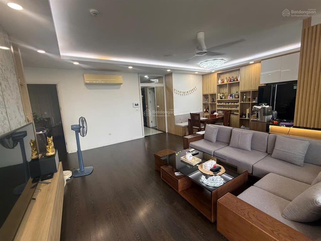 Giá sẵn sổ đỏ bán gấp căn góc 103m imperia sky garden, 9.5 tỷ có gia lộc.  0972 811 ***