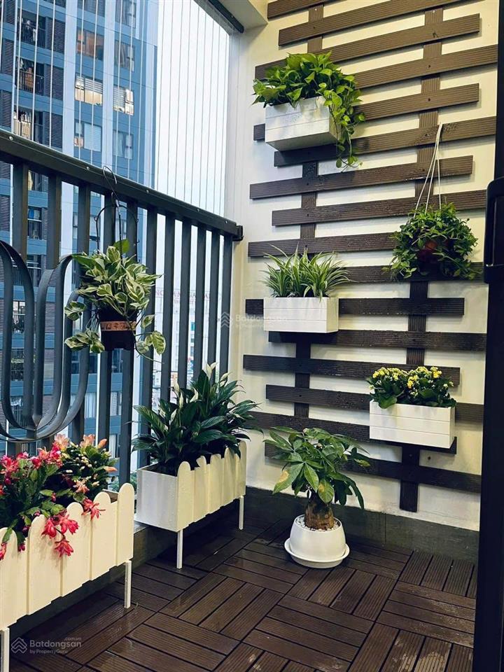 Rẻ nhất thi trường, sẵn sổ bán căn 3pn, 88m2 toà b imperia sky garden, giá 8.1 tỷ.  0972 811 ***