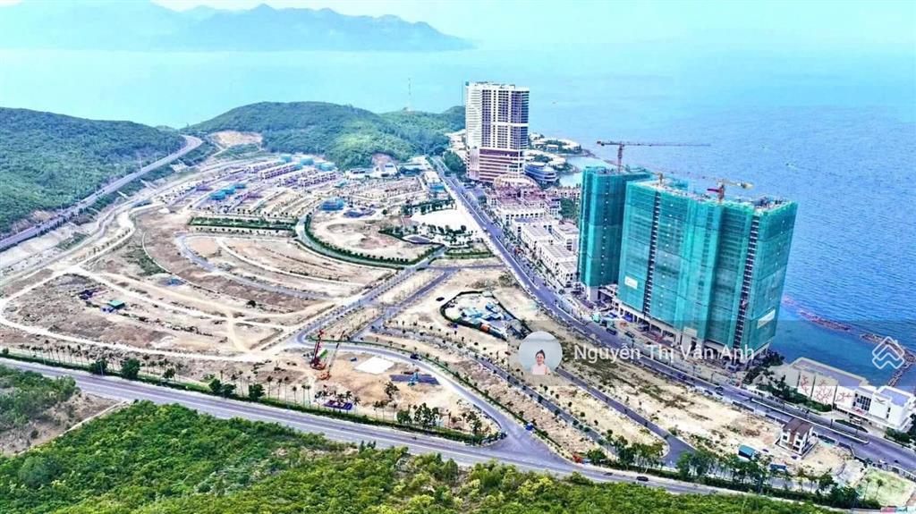 Shophouse góc 2 mặt tiền 3 tầng vega city nha trang, sát biển, sổ hồng riêng, chỉ 10 tỷ