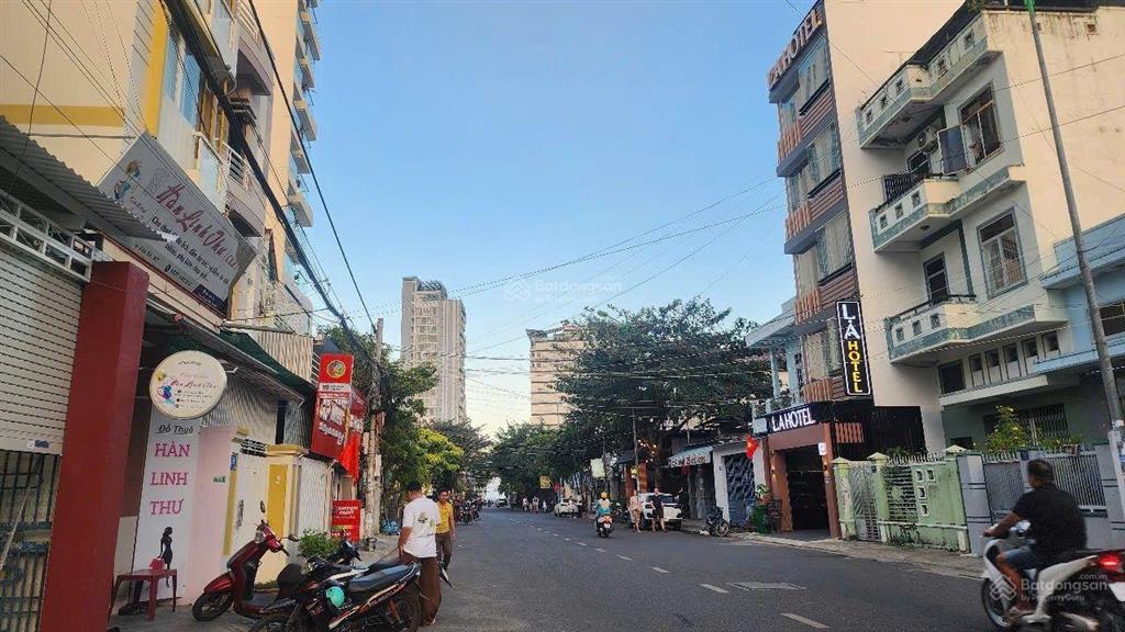 Bán đất 2 mặt tiền tặng nhà mặt đường hải nam 337,8m2, ngang 9m giá 23,6 tỷ