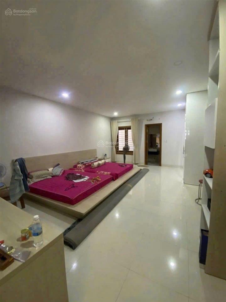Nhà 4.5 tầng mặt tiền điện biên phủ, full nội thất, có thang máy, điện nlmt chỉ 13 tỷ 750tr