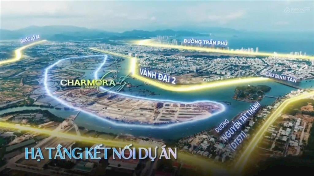 Căn nhà phố xẻ khe ngang 9,5m mặt tiền đường d6 rộng 20m charmora city nha trang giá cđt