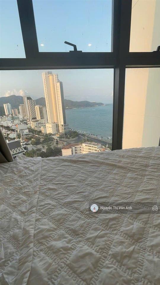 Duy nhất một căn 2pn+ 82m2 scenia bay nha trang 25  26 phạm văn đồng chỉ 5,9 tỷ