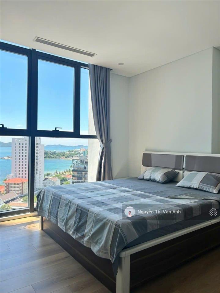 Căn 2pn 2wc ban công đông nam view hòn chồng scenia bay nha trang 2526 phạm văn đồng chỉ 6 tỷ999tr