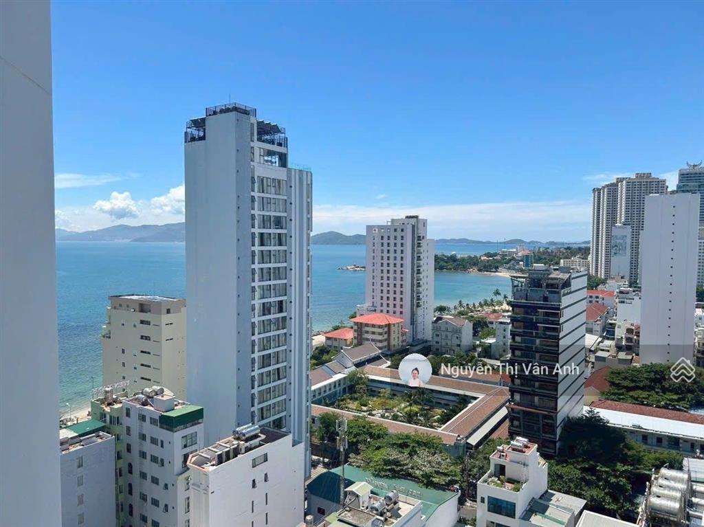 Căn 2pn 2wc ban công đông nam view hòn chồng scenia bay nha trang 2526 phạm văn đồng chỉ 6 tỷ999tr