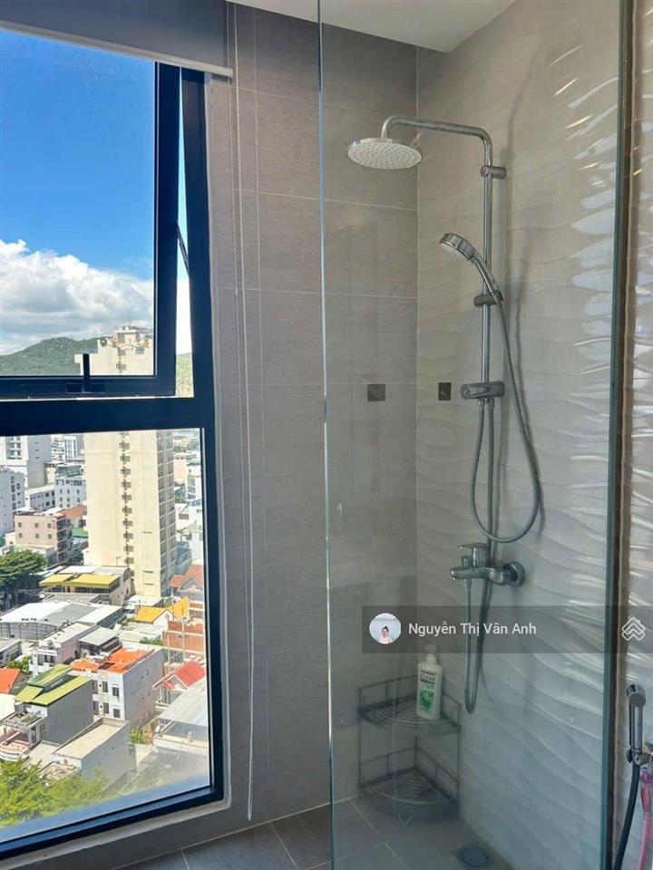Căn 2pn 2wc ban công đông nam view hòn chồng scenia bay nha trang 2526 phạm văn đồng chỉ 6 tỷ999tr