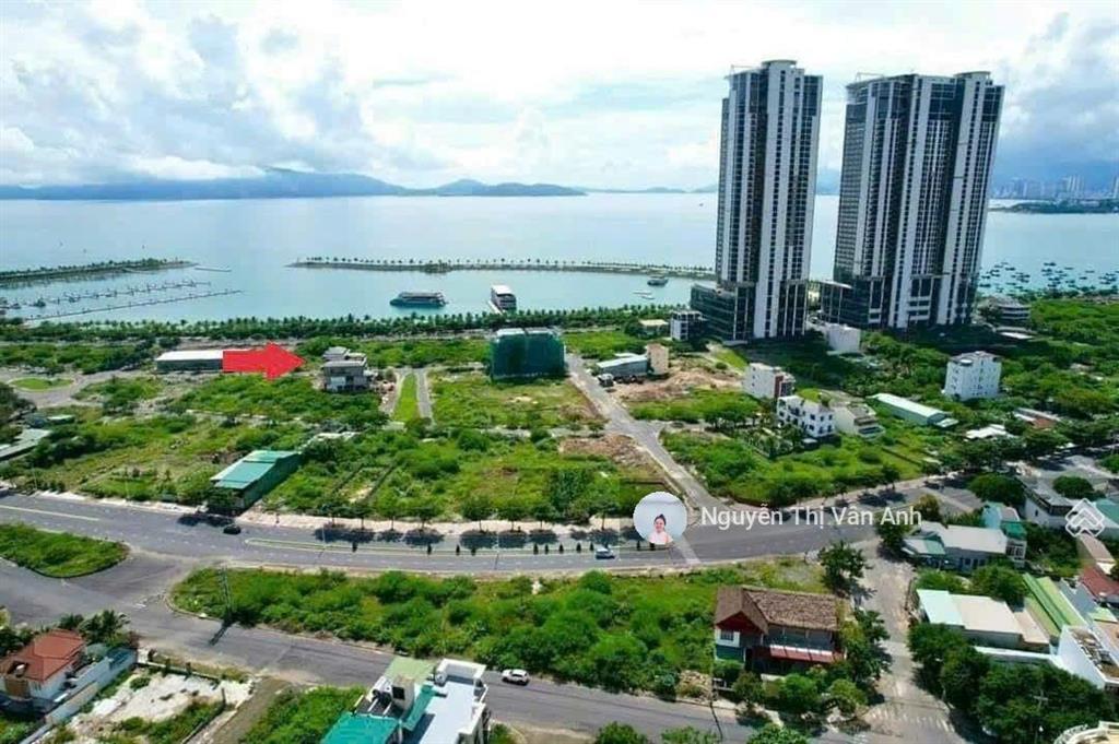 Bán đất biệt thự đường xuân thuỷ, kđt vĩnh hoà, bắc nha trang 303,9m2 ngang 10m giá chỉ 43,5tr/m2