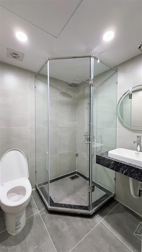 Cho thuê căn hộ ccmn cao cấp full đồ tại hoàng quốc việt, 30m², giá 4,5tr, ở được luôn