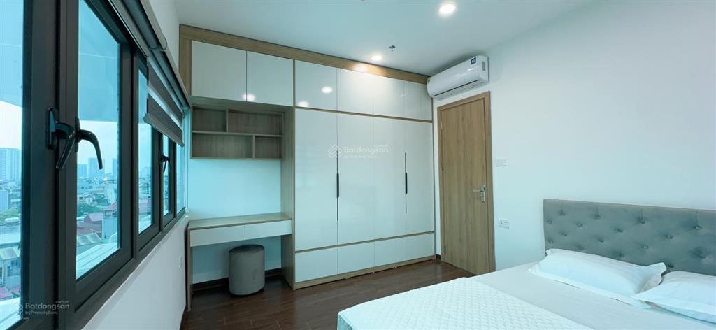 Cho thuê căn hộ xây mới tinh 2 ngủ 1 khách full đồ tại hoàng quốc việt  70m  ở luôn  ô tô đỗ cửa