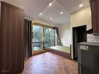 Cho thuê phòng mới tinh ở hồ tùng mậu, full đồ ở luôn, ô tô đỗ cửa, dt 30m2  giá 3,6 triệu
