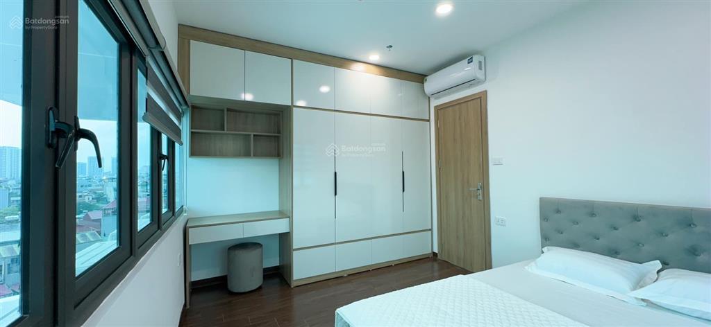 Cho thuê căn hộ xây mới tinh 2n1k full đồ tại hoàng quốc việt  dt 70m  giá 9,5 triệu