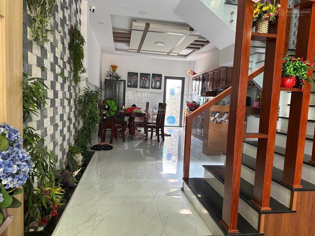 Bán nhà đường t8 kđt an bình tân full nội thất