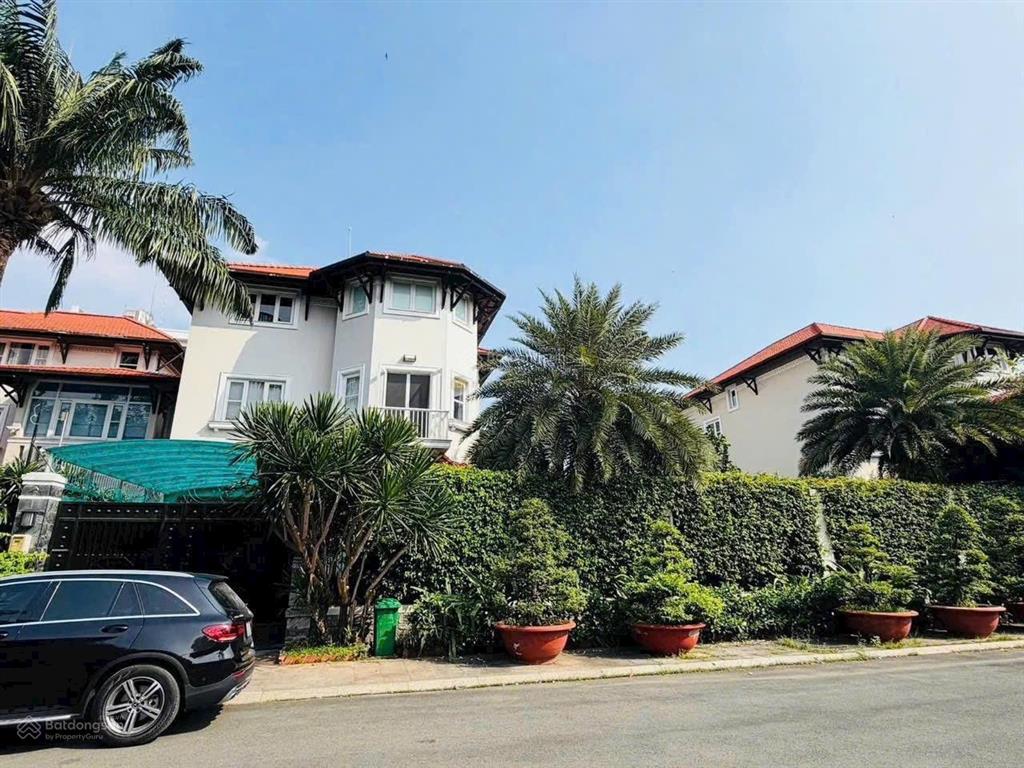 Mình cần bán villa hồ bơi sân vườn mặt tiền đường số thành mỹ lợi tp. thủ đức đảo kim cương quận 2