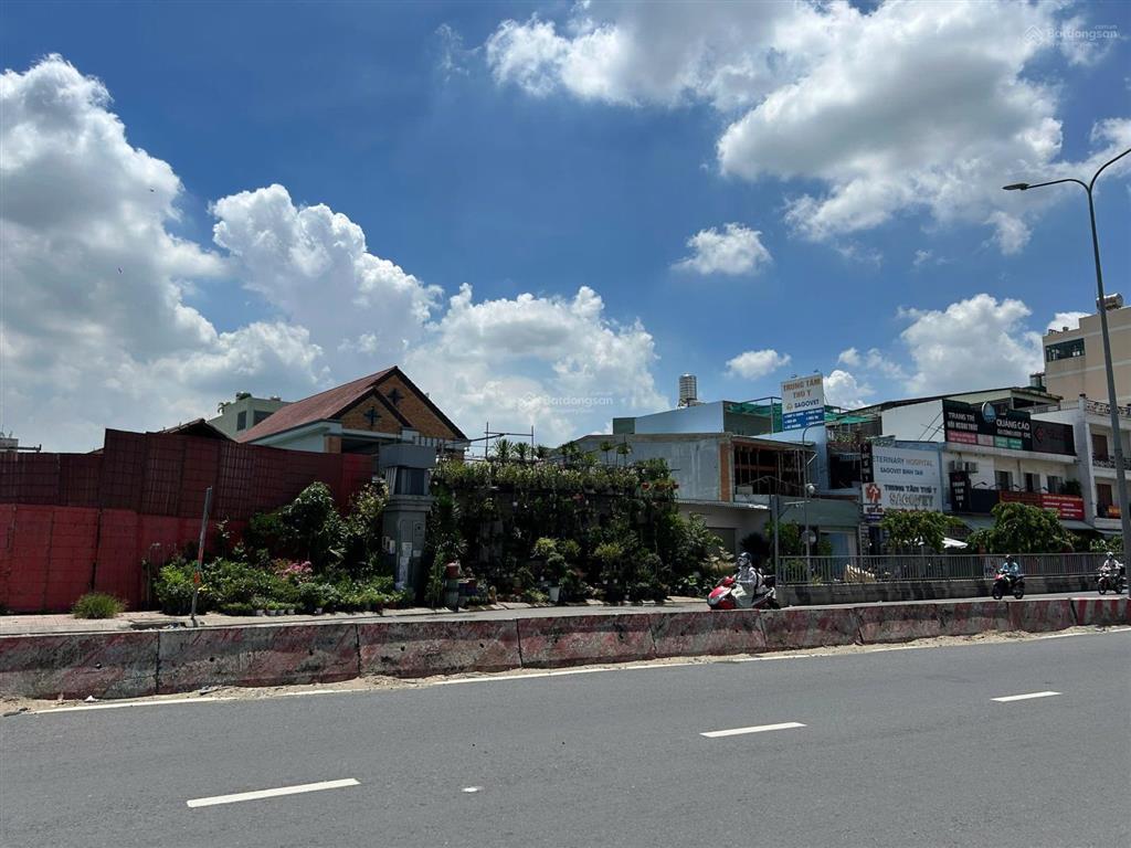 Mình cần bán nhà 652 lê trọng tấn, p. bình hưng hoà, q. bình tân