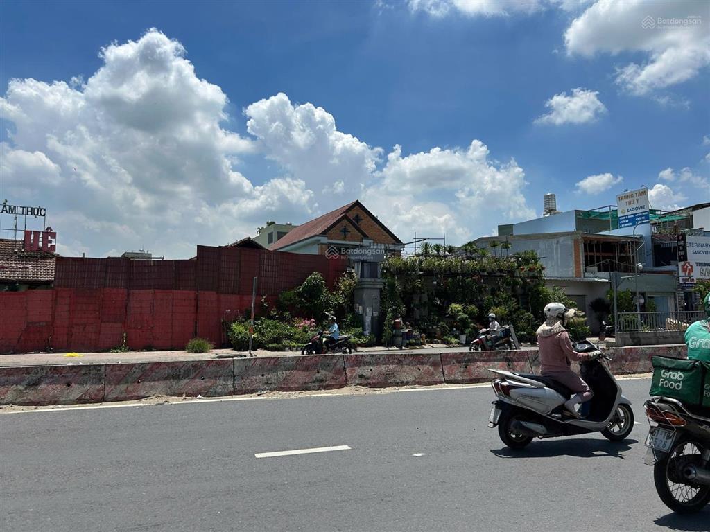 Mình cần bán nhà 652 lê trọng tấn, p. bình hưng hoà, q. bình tân
