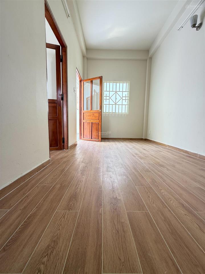 Bán nhà trục nguyễn bỉnh khiêm hxh  ngang 6m  quận 1