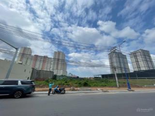 Chính chủ cho thuê 3000m2 đất mặt tiền ngay vòng xoay trần não phường an khánh tp thủ đức