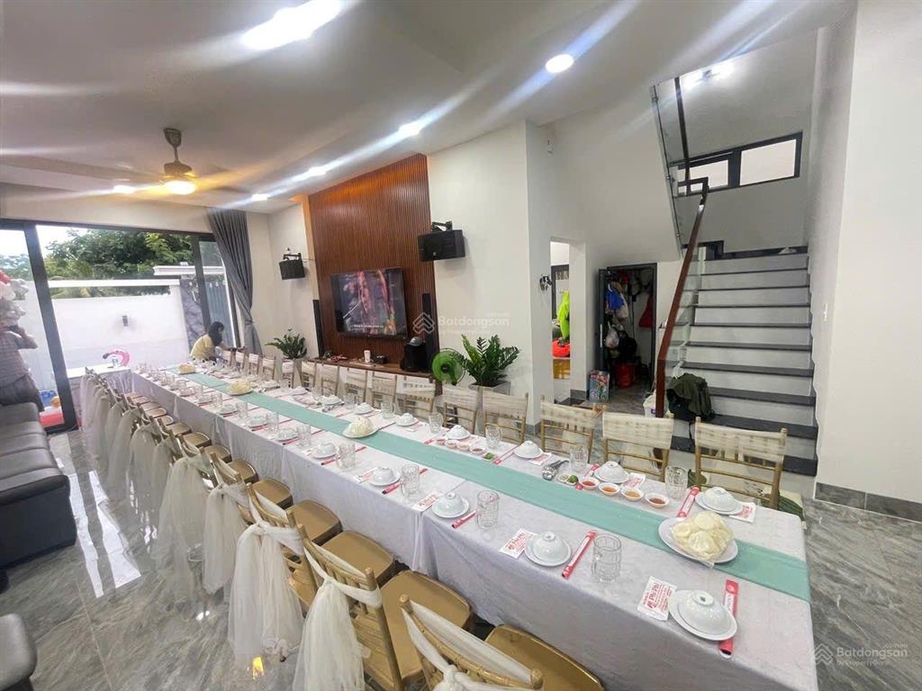 Cho thuê bt 202m2, 20 triệu, 6pn, 7wc tại 13 hoa phượng, long hải, hcm chỉ với uy tín