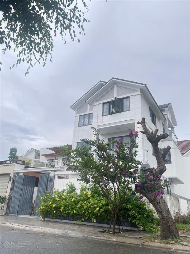 Cho thuê bt 202m2, 20 triệu, 6pn, 7wc tại 13 hoa phượng, long hải, hcm chỉ với uy tín