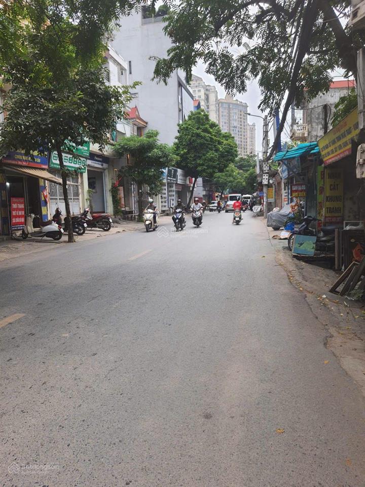 Cho thuê cửa hàng 40m2 tại nguyễn hoàng tôn, 7,5 triệu/tháng, đẹp nhiều tiện ích