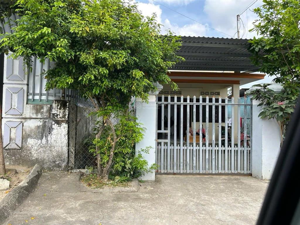 Cho thuê nr tại hương lộ 39, 3 triệu, 350m2, 2pn, 1wc