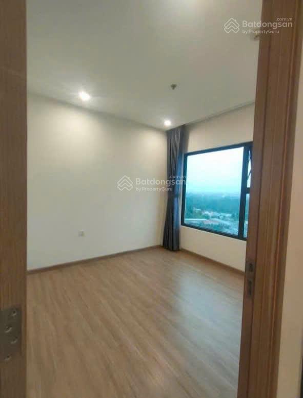 Chính chủ cho thuê căn 2pn+ vinhomes q9. dt 69m2 chỉ 6,5tr/th tầng cao thoáng mát không chắn view