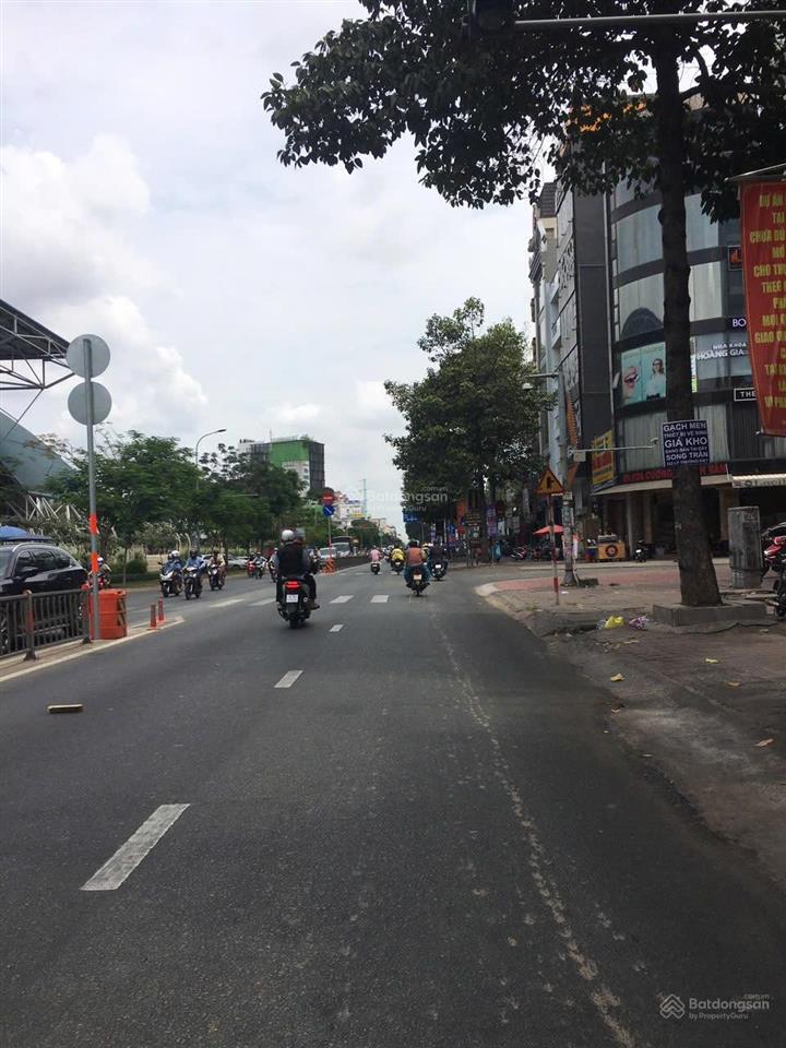 Bán nhà 322a phố lý thường kiệt, quận 10 dt 6.3m x 20m giá bán 52 tỷ còn thương lượng