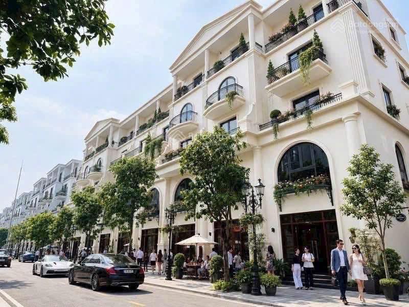 Căn liền kề 90m giá tốt vịnh xanh vin 3, ( phân khu khép kín )