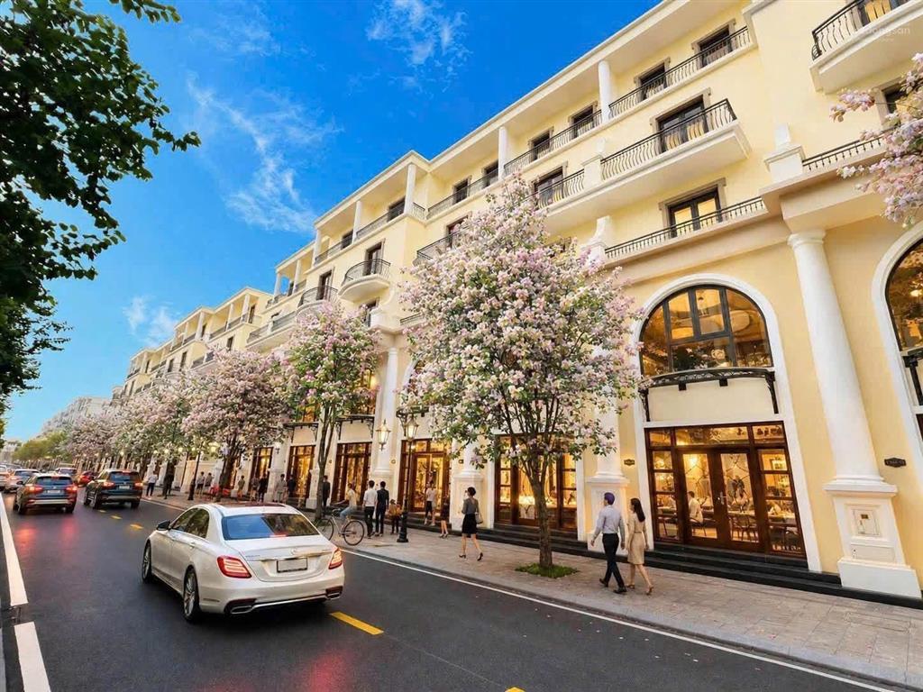 Căn liền kề 90m giá tốt vịnh xanh vin 3, ( phân khu khép kín )