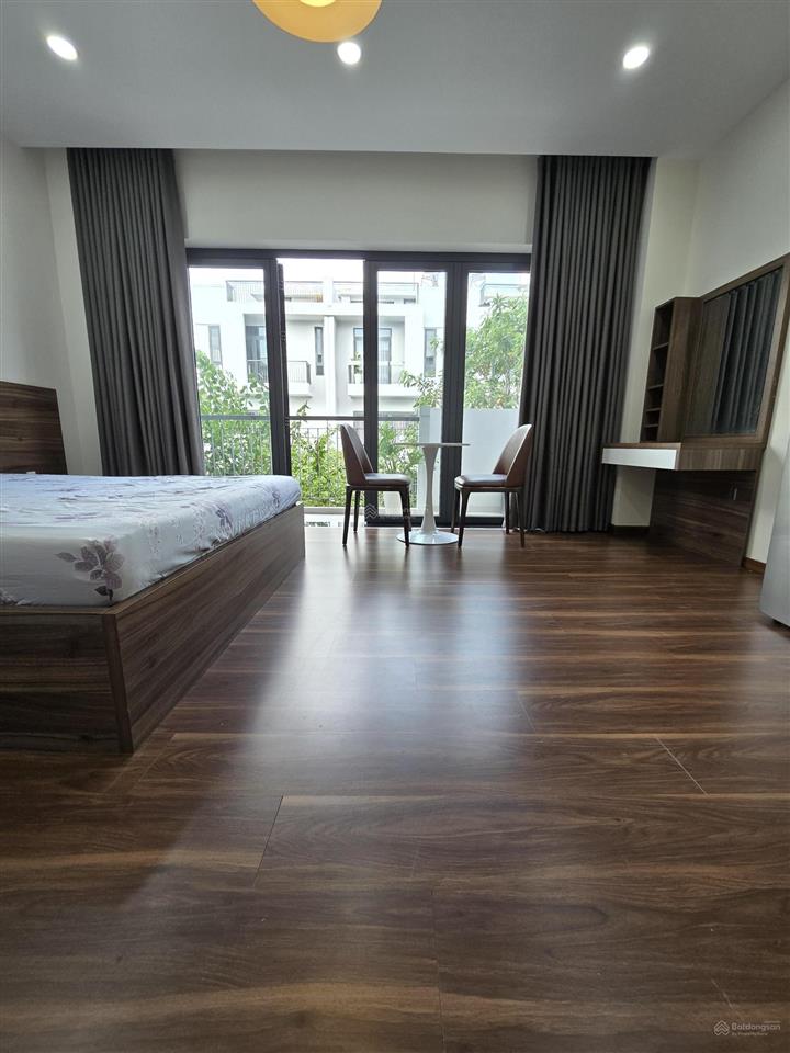 Bán căn hộ dịch vụ khu dân cư lập phúc phước kiển, 295m2, cn 95m2, giá 9.8 tỷ