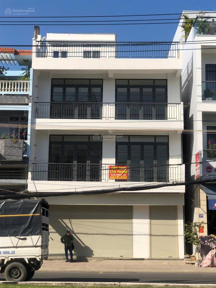 Mt 23/10, ngay nút giao ngọc hội, vcn vĩnh điềm trung 10x20, 3 tầng + sân thượng, 700m2 sàn