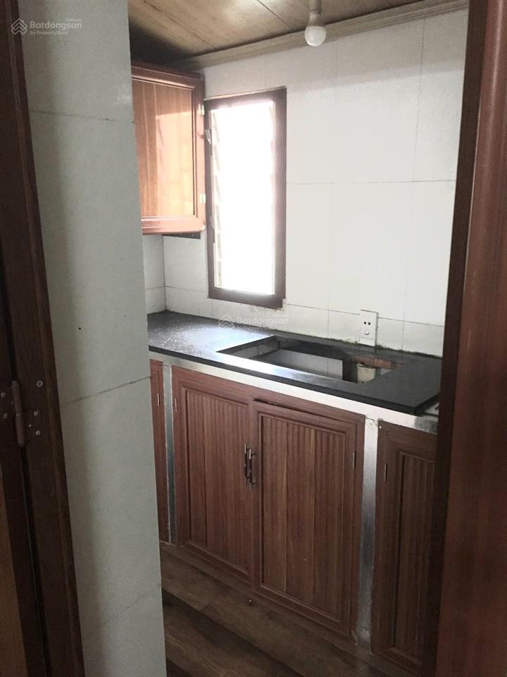 Cho hộ gia đình thuê nhà a2 giảng võ