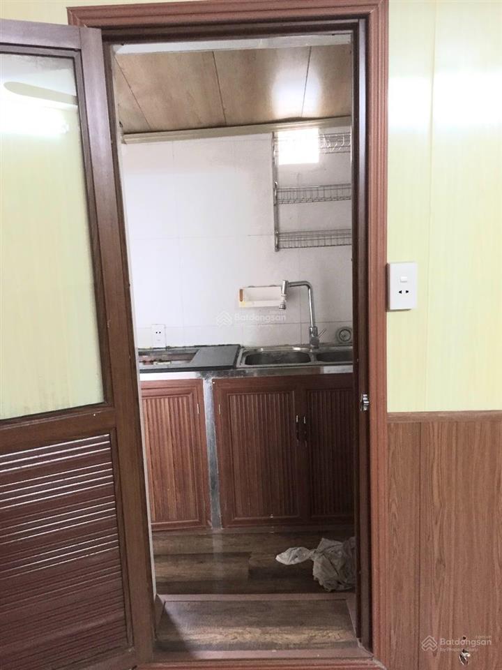 Cho hộ gia đình thuê nhà a2 giảng võ