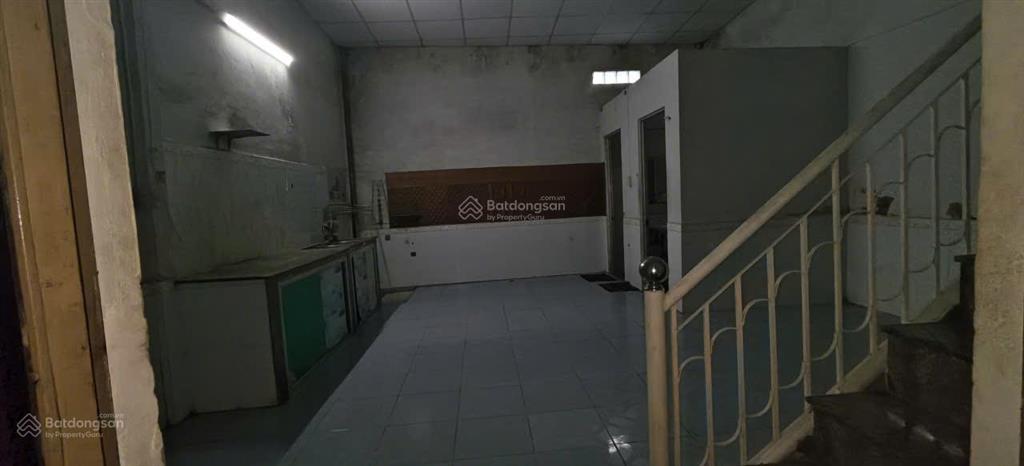 Cho thuê nhà nguyên căn đầu hẻm nguyễn thị tồn  bình thủy  cần thơ  xe ô tô 16 chỗ vào tận nhà